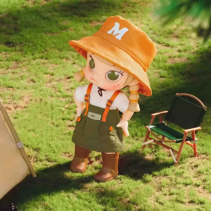 Action figure MOLLY Go Camping
