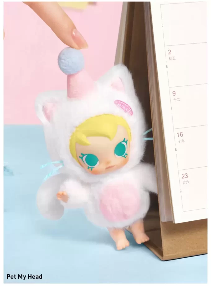 Baby Molly Pocket Friends Series – Ciondolo in peluche in vinile, scatola cieca