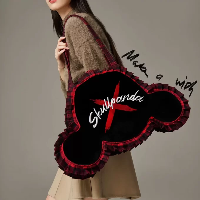 Borsa a tracolla della serie Tell Me What You Want di SKULLPANDA