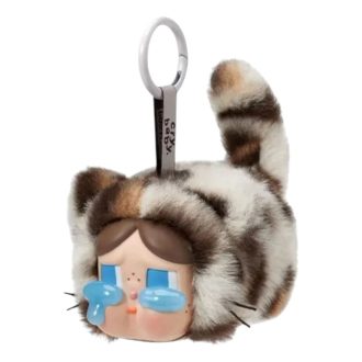 Ciondolo in peluche in vinile Crybaby Wild but Cutie “Vintage Cutie” Ciondolo in peluche in vinile Crybaby Wild but Cutie “Vintage Cutie”