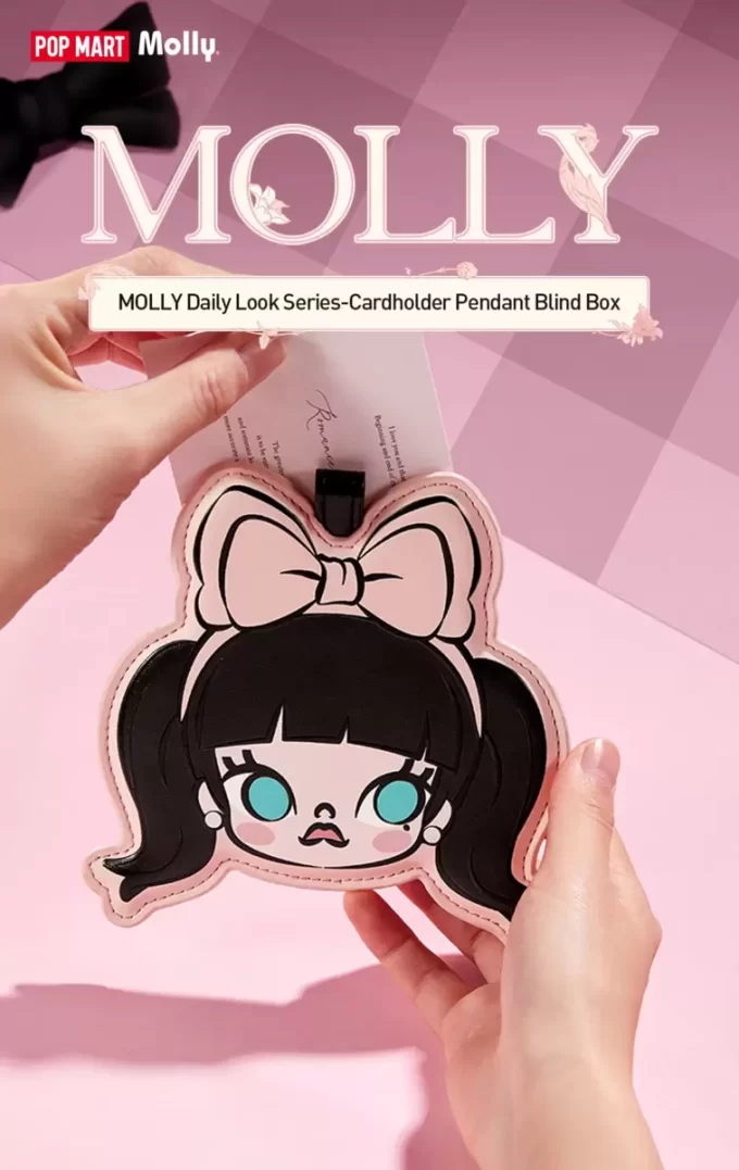 Ciondolo portacarte serie MOLLY Daily Look – Scatola cieca Ciondolo portacarte serie MOLLY Daily Look – Scatola cieca