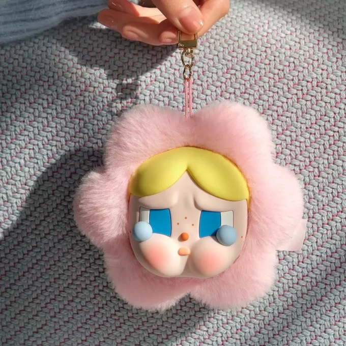 CRYBABY Sad Club Series – Borsa per auricolari in peluche di silicone