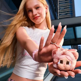 CRYBABY Wild But Cutie Series – Ciondolo in peluche in vinile, scatola cieca