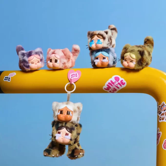 CRYBABY Wild But Cutie Series – Ciondolo in peluche in vinile, scatola cieca