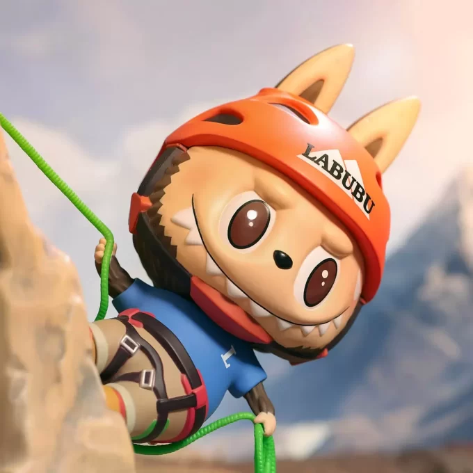 Figurina LABUBU Climber