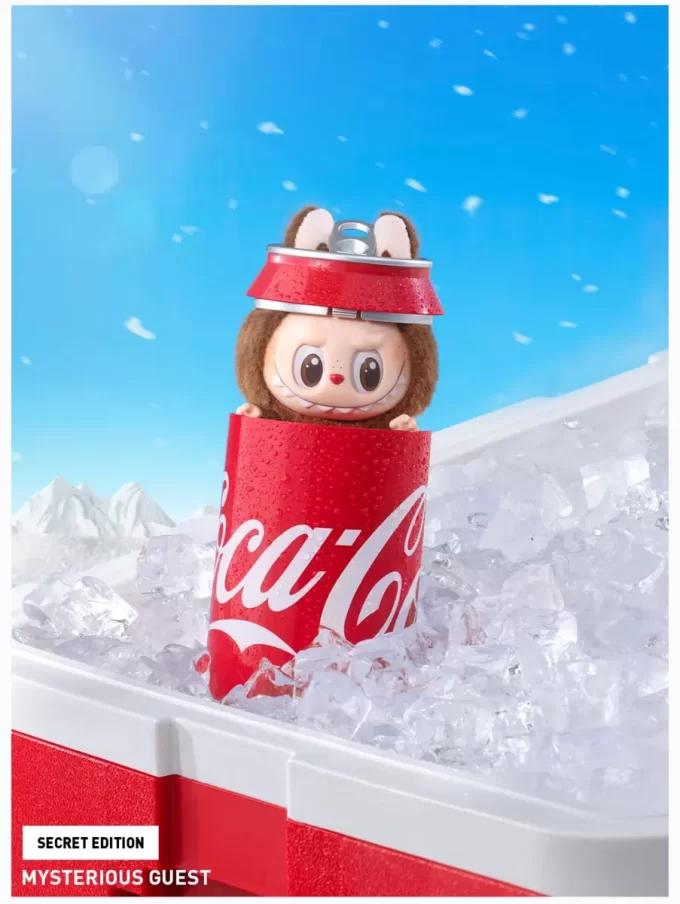 LA SERIE MONSTERS COCA-COLA – Box cieco con faccia in vinile LA SERIE MONSTERS COCA-COLA – Box cieco con faccia in vinile