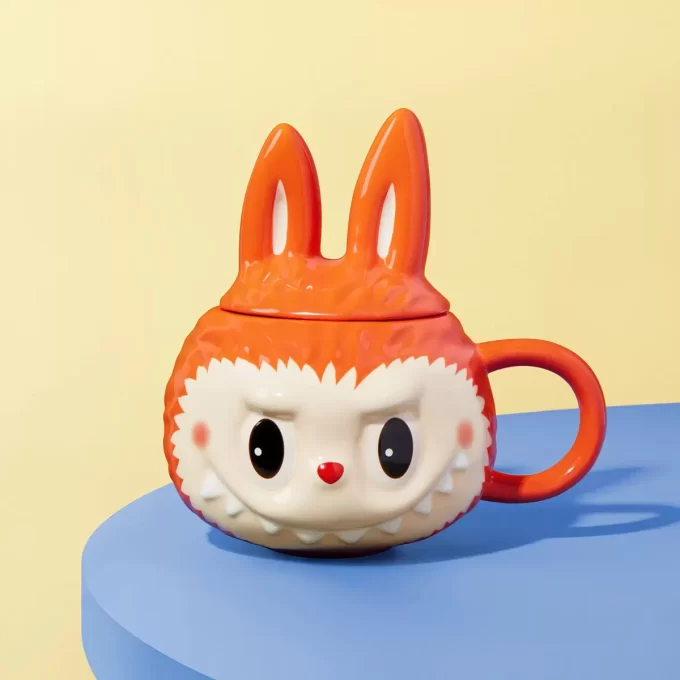 LABUBU Originals – Tazza con profilo arancione