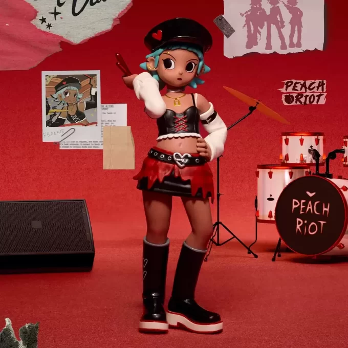 Peach Riot Bloody Valentine Figure