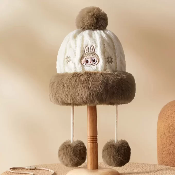 Serie calda e soffice per le feste – Cappello di peluche LABUBU Serie calda e soffice per le feste – Cappello di peluche LABUBU