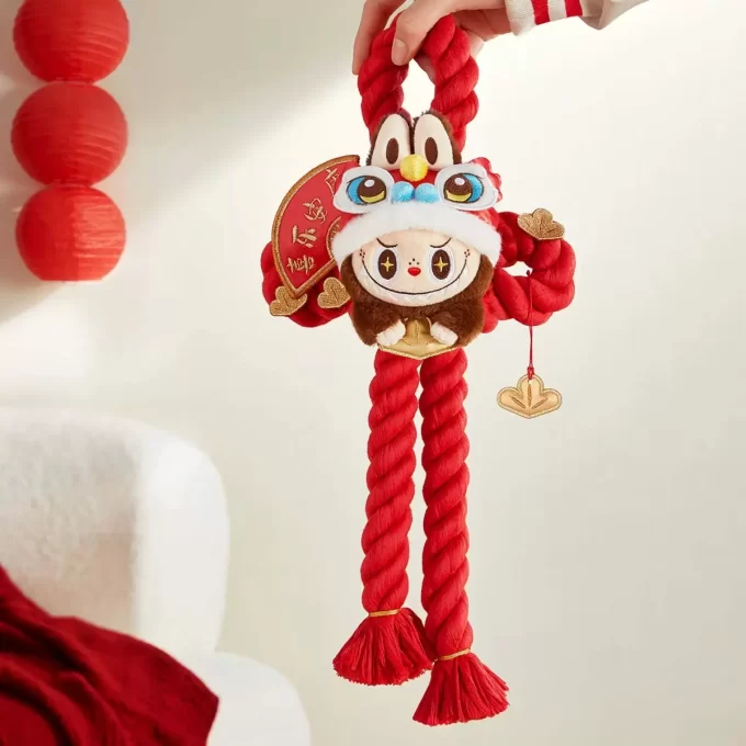 Serie di festeggiamenti per il nuovo anno di Wealthy Snake – Decorazione per porta in peluche LABUBU