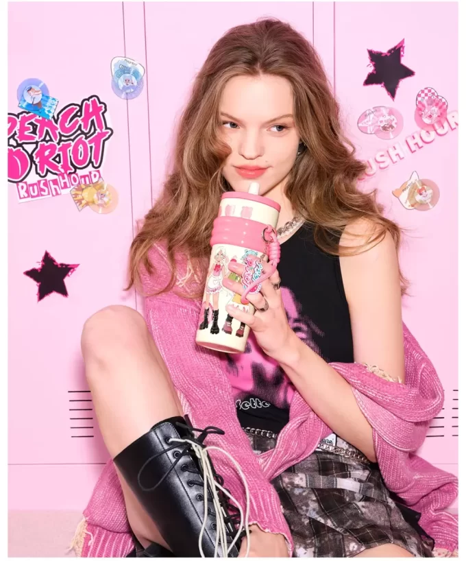 Serie Rush Hour di Peach Riot – Tazza di paglia Serie Rush Hour di Peach Riot – Tazza di paglia