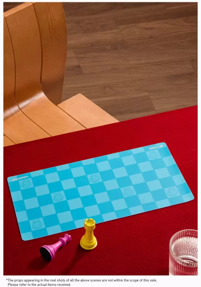 Tappetino da scrivania per computer della serie Let’s Checkmate dei MONSTERS