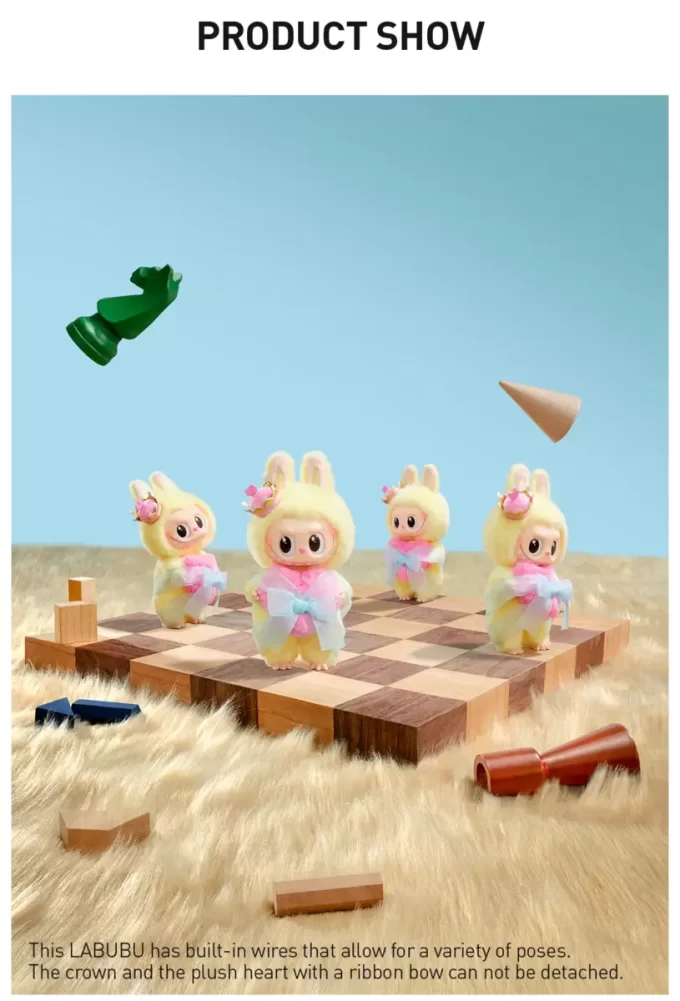 THE MONSTERS Let’s Checkmate Series – Peluche in vinile da appendere
