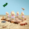 THE MONSTERS Let’s Checkmate Series – Peluche in vinile da appendere